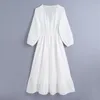 Vintage jurk vrouwen witte cutwork borduurwerk ruche midi vrouw zomer verstelbare trekkoord taille party vestidos 210430