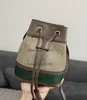 Mini Size Designer Bucket Bag Clássicas Bolsas Femininas Moda Couro Genuíno Bolsas de Ombro Corpo Cruzado Dois Tons Verde Vermelho