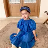 Sommermode Mädchen blau Freizeitkleider koreanischen Stil Rüschen Kinder weiche lose lange Stil Kleid 1-6Y Q0716