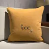 Mens Cotton Designers Fashion Throw Pillows High Quality Cushion Household Items Decorative Letter Printed Home Furnishings Womens Oreiller