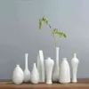 Keramikvase, klein, schwarz, schlicht, kreativ, modern, nordische Vasen, Ornamente, Wohnaccessoires 211215