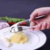 Garlic Presses Cooking Vegetable Ginger Juicer Zinc Alloy Masher Handheld Shredder Kitchen Tool Accessories 210423