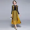Frühling Fashion Runway Spitze Aushöhlen Kleid Frauen Langarm Patchwork Plissee Elegante Midi Vintage Vestidos 210520