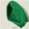 Luxe fait main Crochet femmes sacs à bandoulière fil de laine tricoté sac de messager pour femme élégant hiver vert sac à main