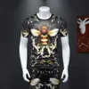 Märke Bee Print T-shirt Suit Män Tracksuit Sommar Tvådelat uppsättning Tshirts + Shorts Sweat Suit Casual Streetwear Kläder Ropa Hombre 210527