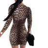 Kobiety Sukienka Jesień Sexy V-Neck Mini Casual Z Długim Rękawem Leopard Drukuj Elegancka Lady Moda Party Torba Hip Sprzedaż Clubwear 210522