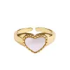 Moda Europeia e Americana Estilo Heart-shaped White Shell Ring Simples Ador Feminino Anel de Ouro Fornecimento Cross-frontal