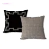 Housse de coussin confortable noir géométrique imprimé européen rétro maison taie d'oreiller décorative pour canapé/lit taie d'oreiller carrée 45x45 cm YLA Cushion/Dec