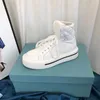 2021 Designer Herrenschuhe Macro Re-Nylon gebürstetes Leder High-Top-Sneakers Low-Top-Trainer Mode-Plattform Freizeitschuhe 35-46 mit Box 287