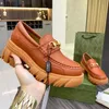 Designer skor mjuka kohud loafers gummi plattform svart glänsande läder slipper chunky round head sneaker tjock botten sko storlek 35-42