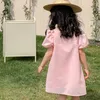 Sommer Mädchen Kleid Mode Hemd Stil Einfache Feste Farbe Puff Hülse Taste Bogen Nähte Baby Kinder Kinder Kleidung 210625