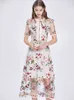 Runway Style Lace Patchwork Blommor Se igenom Long Dress Party Fira kvinnor Floral Broderi Mesh 210529