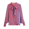 Lente elegante boog flash blouses vrouwen lantaarn mouw parel gesp shirts OL Office Wear Work Tops 210520