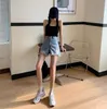 Kvinnors jeans Kvinnor 2022 Summer Daisy Embrodery Hole Denim Shorts Women High midje breda benbyxor