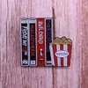 Pins, broscher Skräckfilm VHS och Chill Popcorn Emaly Pin Halloween Brosch Badge