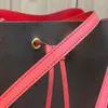 2020 ведро мода мода сумка кожаный рендеринг старый печатный ремешок на печать