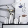 Vazolar Nordic Seramik Vazo Beyaz Çiçek Düzenleme Şişesi El Sanatları DIY Basit Porselen Oturma Odası Dekorasyon Ev Tutucu
