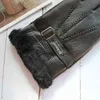 シープスキンの毛皮の手袋メンズ厚い冬の暖かいサイズの屋外の防風冷たい手縫いステッチ縫製革の指220111