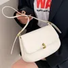 À la mode et Simple dames petit sac 2021 une épaule Style occidental femme messager de haute qualité PU carré bandoulière