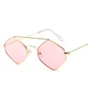Lunettes de soleil 2021 Hippie Vintage pour femmes Festival Rave Party diamant lunettes de soleil dames lunettes rouge rose