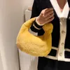 이브닝 가방 가을과 겨울 가짜 모피 토트 백 여성 어깨 디자이너 플러시 레이디 핸드백 높은 Quailty 큰 지갑 2021
