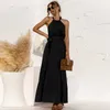 Halter delle donne Backless Lace Up Patchwork Abito lungo solido Estate Sexy Off spalla senza maniche Telai Ruffle Maxi Vestidos 210526