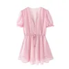 Elegant rosa flockning prickfest mini klänning boho strand mode v-hals kortärmad sommar mjuk liner söta tjejer chic klänningar 210521