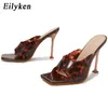 Tofflor EilyKen PVC Jelly Crystal Square Toe Perspex High Heels Leopard Korn Kvinnor Transparent Heel Pumps Sandaler Shoes220308