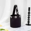 Bolsas de noite Pearl Satin Bucket Bolsas para Mulheres Designer Coreano Chique CHIC Punho Floral Beads Black Bolsa de Alta Qualidade Elevada 220315