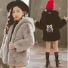 Мода детские девочки шерстяные куртка пальто осень зима новых детей с капюшоном искусственный мех зима шерсть хлопчатобумажные сочетания