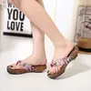 Mulheres japonesas flip flops geta anime cosplay trajes sandálias sandálias de verão mulheres sapatos de madeira tamancos chinelos ao ar livre 210705