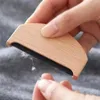 Portatile in legno levapelucchi vestiti depilazione maglione di cachemire epilatore pettine strumento per la pulizia della casa di alta qualità