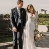 Urocze Suknie Ślubne Koronki Ślubne Suknie ślubne Linia 2021 Długie Rękawy Plunge V Neckline Boho Beach Bride Sukienka Sexy Backless