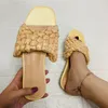 2021 Wholesale Women plus size slippers summer shoes beachwear flat sandals flip flops scuffs beach weaving strap solid color comfortable