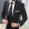 Svart Velvet Slim Fit Groom Tuxedo För Män 3 Styck Människor Passar Med Sjal Lapel Anpassad Man Mode Kostym Jacka Vest Byxor 2020 x0909