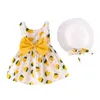 Toddler Bebek Sevimli Mini Elbise Yaz Çocuk Kız Kolsuz Tank Çilek Baskı Yay Bel Elbise Prenses Elbiseler Şapka Kıyafetler Q0716