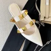 2021 Moda Lüks Tasarımcı Sandalet Kadınlar Için Terlik Büyük Söğüt Tırnak Toka Ayakkabı Yumuşak Hakiki Deri Taban Terlik Bayan Düz Sandalet SH