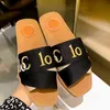 Femmes Sandales Woody Mules Brand Slipper Slipper Sandale Fahsion Deisgner Laday Lettrage Tissu en cuir extérieur Sole Sole Flip Flops with B Chloe Chloee Вы UAJ1