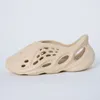 2022 Fashion EVA Slides Peuters Baby's Kinderen Kinderslippers Triple Rood Wit Zwart Desert Sand Bone Hars Sandalen