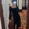 レトロなベルベットの黒い長袖のドレス冬の網の女性ミディスプリットスプリットスプリットスプリングウェディングパーティー服女性210604