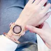 腕時計2023女性の時計セット星空のレディースブレスレット時計カジュアルレザースポーツクォーツクロックレロジオフェミニノ