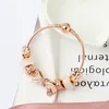 Strands moda rosa oro brillante arco pulsera 18-20 cm amor encanto cristal grano joyería al por mayor