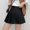 Jupes PEONFLY Style coréen femmes taille haute plissé décontracté solide Mini Cosplay noir blanc Kawaii femme