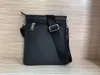 2019 High quality Italian Mens Shoulder Bags Man Genuine Leather Briefcases Men Handbag Bolsas Messenger Bag Men Wedding Dress Crossbody Bag