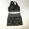 2PCS Camo Yoga Set Sportbekleidung für Frauen Gym Fitness Kleidung Booty Shorts Laufen Hohe Taille + BH Gym Anzug 210802