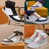 Designer shoes Casual sneakers Mens Womens High Top Shoes Luxury calfskin boots Splicing rainbow trainers EU36-45