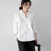 Camicia bianca Office Lady Camicetta di cotone tinta unita di base Donna Moda Primavera Stile coreano Allentato Split Casual Top manica lunga 12650 210527