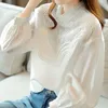 Damesblouses Shirts Hollow Leeg Shirt Vrouwelijke Design Sense Niche 2021 Lente Herfst Elegante Franse Lange mouwen Blouse Trend