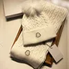High-quality wool scarf hat winter fashion lovers use fox fur ball classic suit men and women designer scarves a variety of styles296g