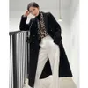 Luxuriöser schwarzer Wollmantel Damen Winter Goldener Knopf Dicke lose gesteppte lange Jacke Mantel Hochwertige Oberbekleidung 210608